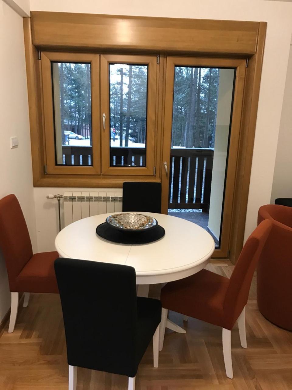 Jakovljevic Aparthotel *